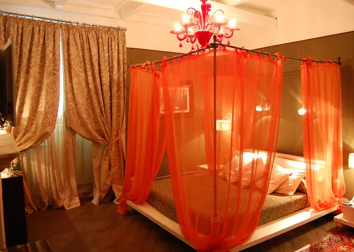 The At The Forum Luxury Collection - The At The Forum 5*