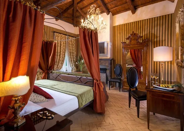 The At The Forum Luxury Collection - The At The Forum 5*